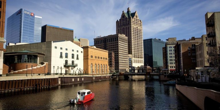 Discover the best network coverage in wisconsin: why us mobile leads the pack